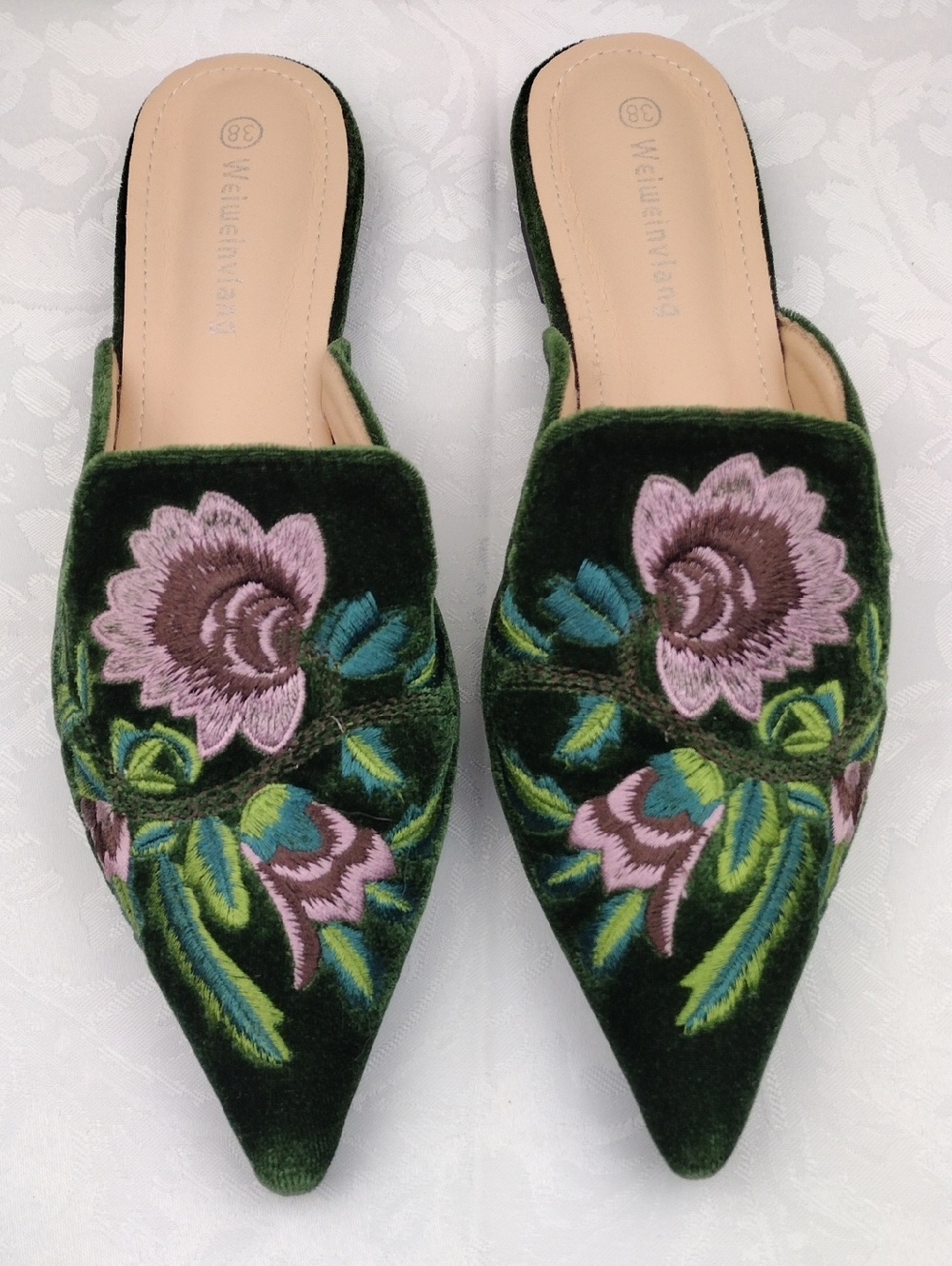 Weiweinvlang Dark Green Floral Embroidered Velvet Point Toe Low Heel Mule Shoe - Picture 3 of 16